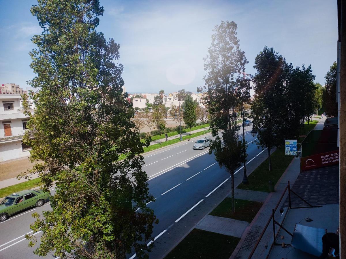 Fantastique Appartement Nouveau Meuble Avec Wifi & Netflix A Proximite Du Marjane タンジェ エクステリア 写真