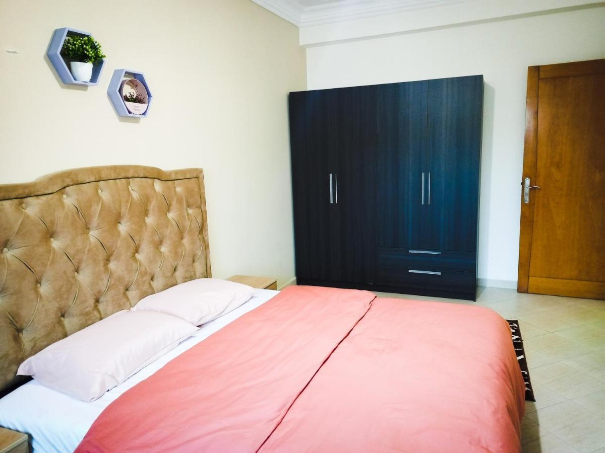 Fantastique Appartement Nouveau Meuble Avec Wifi & Netflix A Proximite Du Marjane タンジェ エクステリア 写真